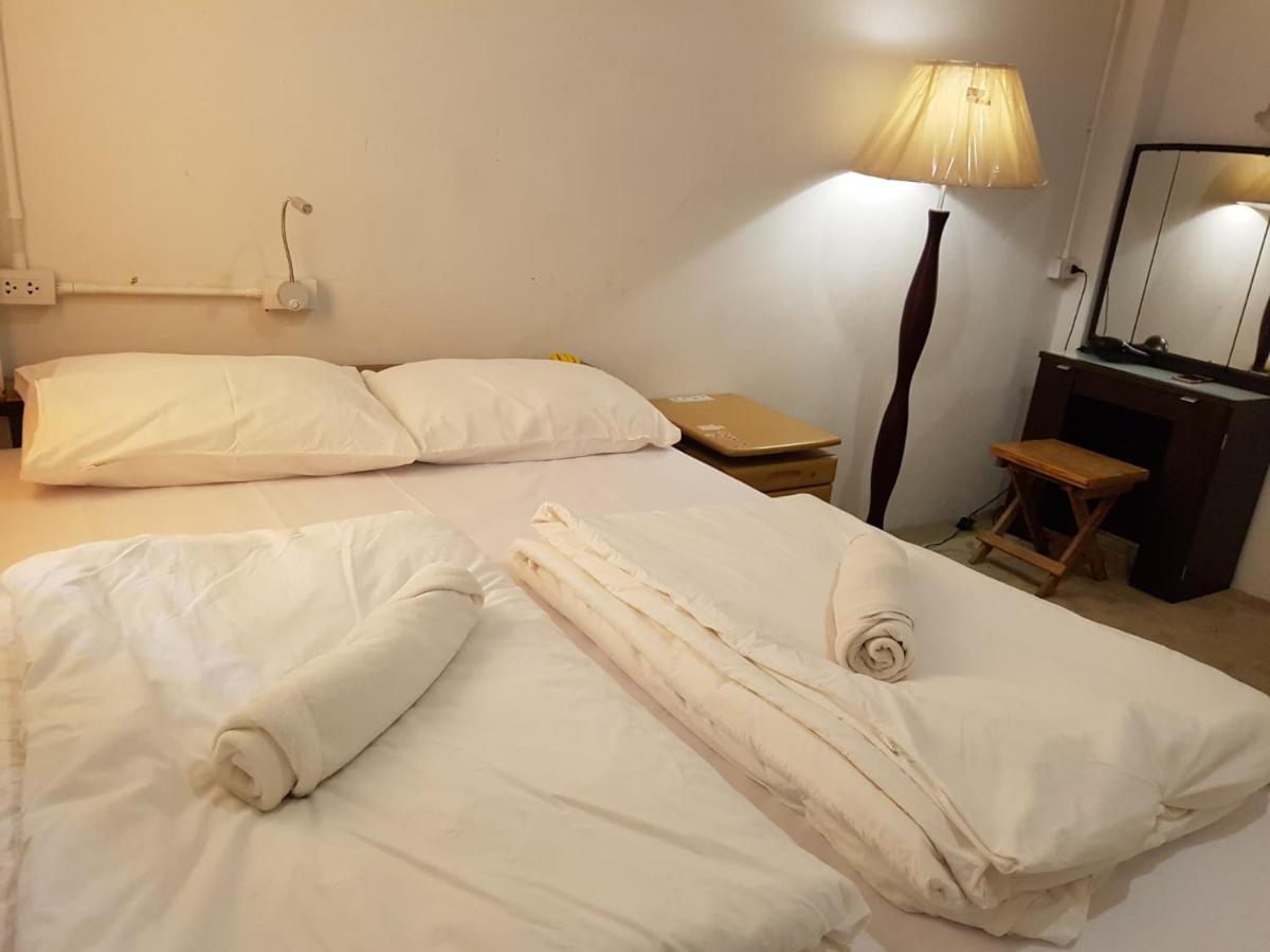 Best Stay Hostel At Lanta Ко-Ланта Екстер'єр фото