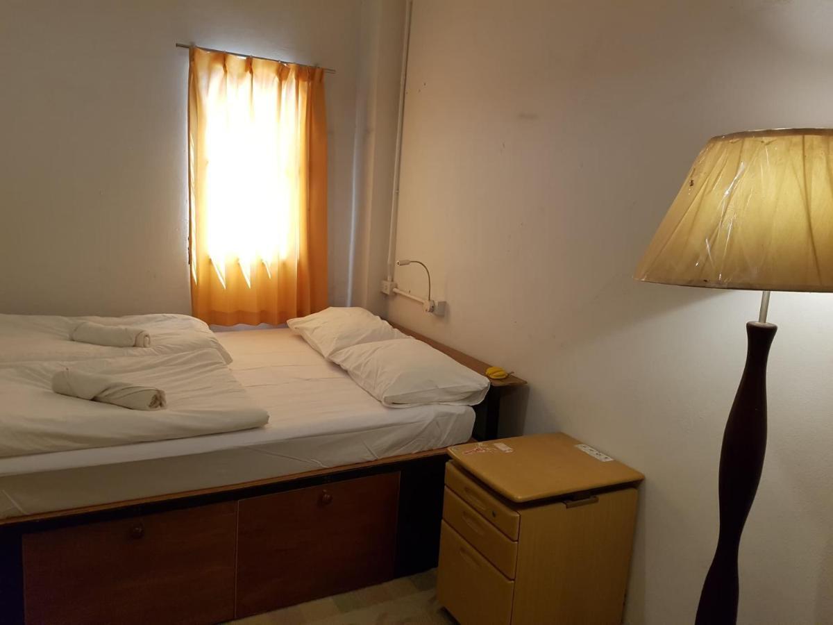 Best Stay Hostel At Lanta Ко-Ланта Екстер'єр фото